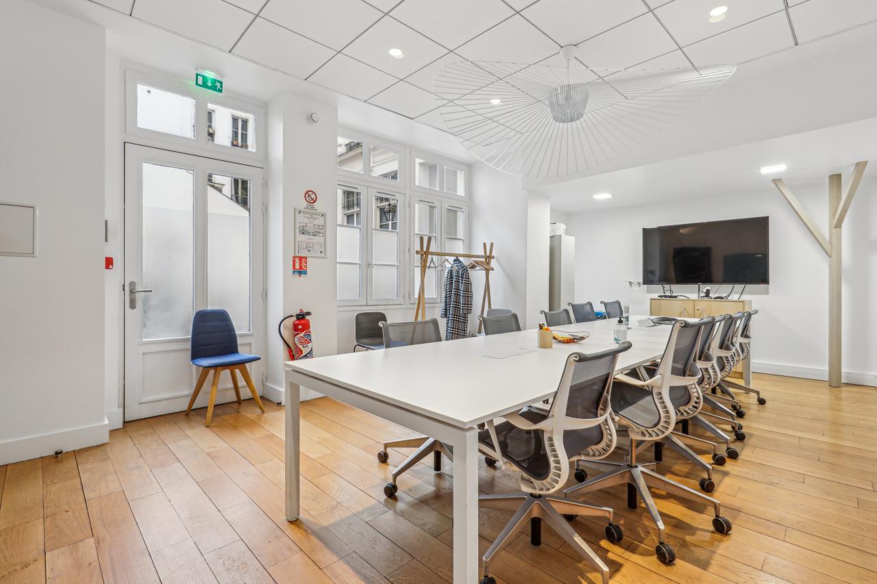 Bureau Paris 2274m² Location bureau Paris OLBUR2107175 5